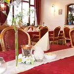 Hotel Zur Hallenburg