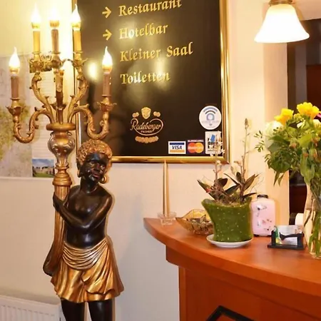Hotel Zur Hallenburg