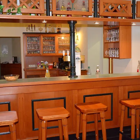 Hotel Zur Hallenburg