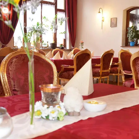 Hotel Zur Hallenburg