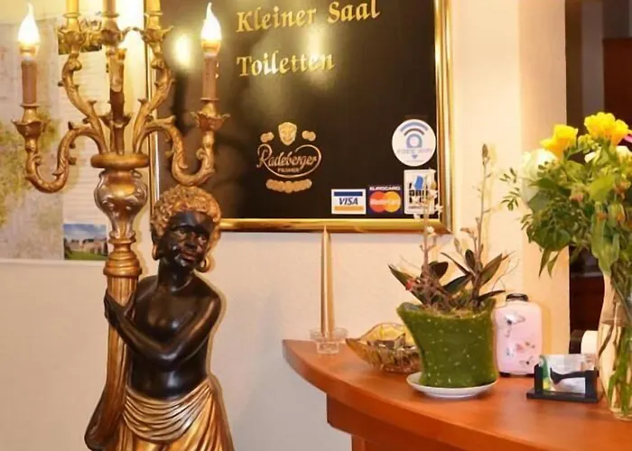 호텔 Zur Hallenburg